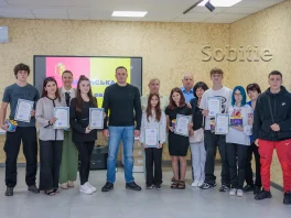 Сиротам Кам’янського призначили стипендії виконкому за успіхи